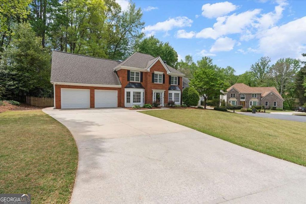 Photo of 931 Grandview Way NW, Acworth, GA 30101 (MLS # 10733572)
