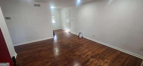 2596 Dale Creek DR NW Atlanta GA 30318