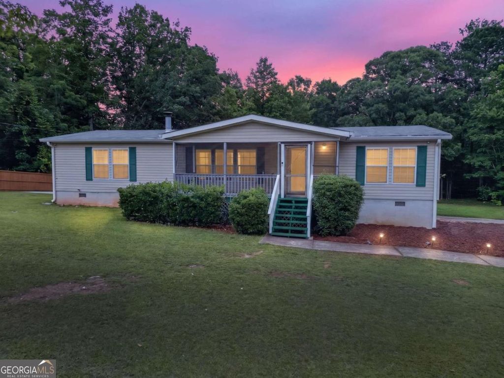 Photo of 4094 Yancey Road, Douglasville, GA 30135 (MLS # 10780435)