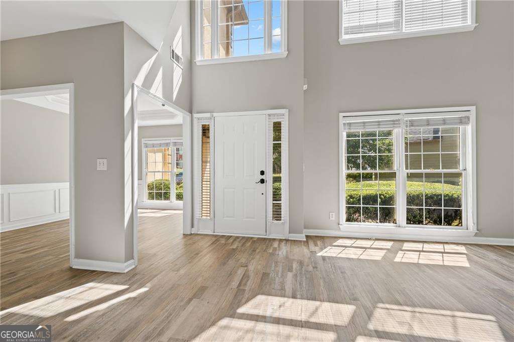 Photo of 2878 Calhoun Square, Suwanee, GA 30024 (MLS # 10657090)