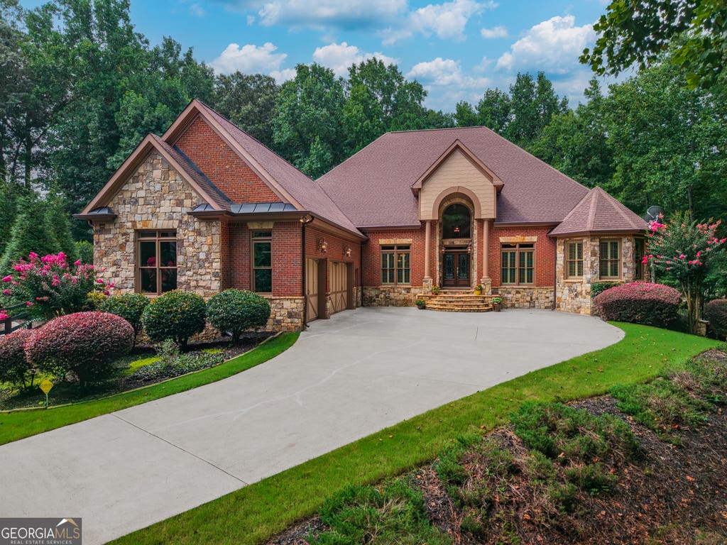 Photo of 211 Arbor Green Run, Alpharetta, GA 30044 (MLS # 10818803)