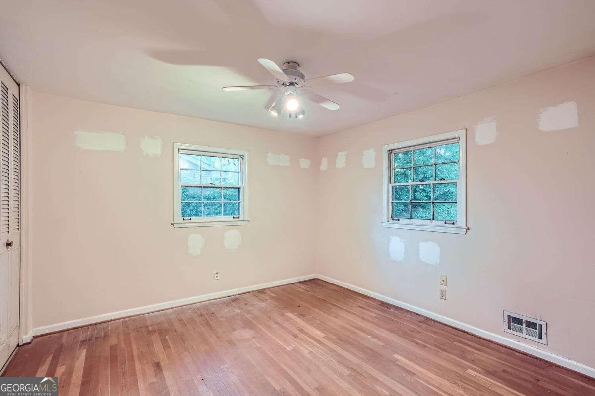 STRATTON HILLS - Residential