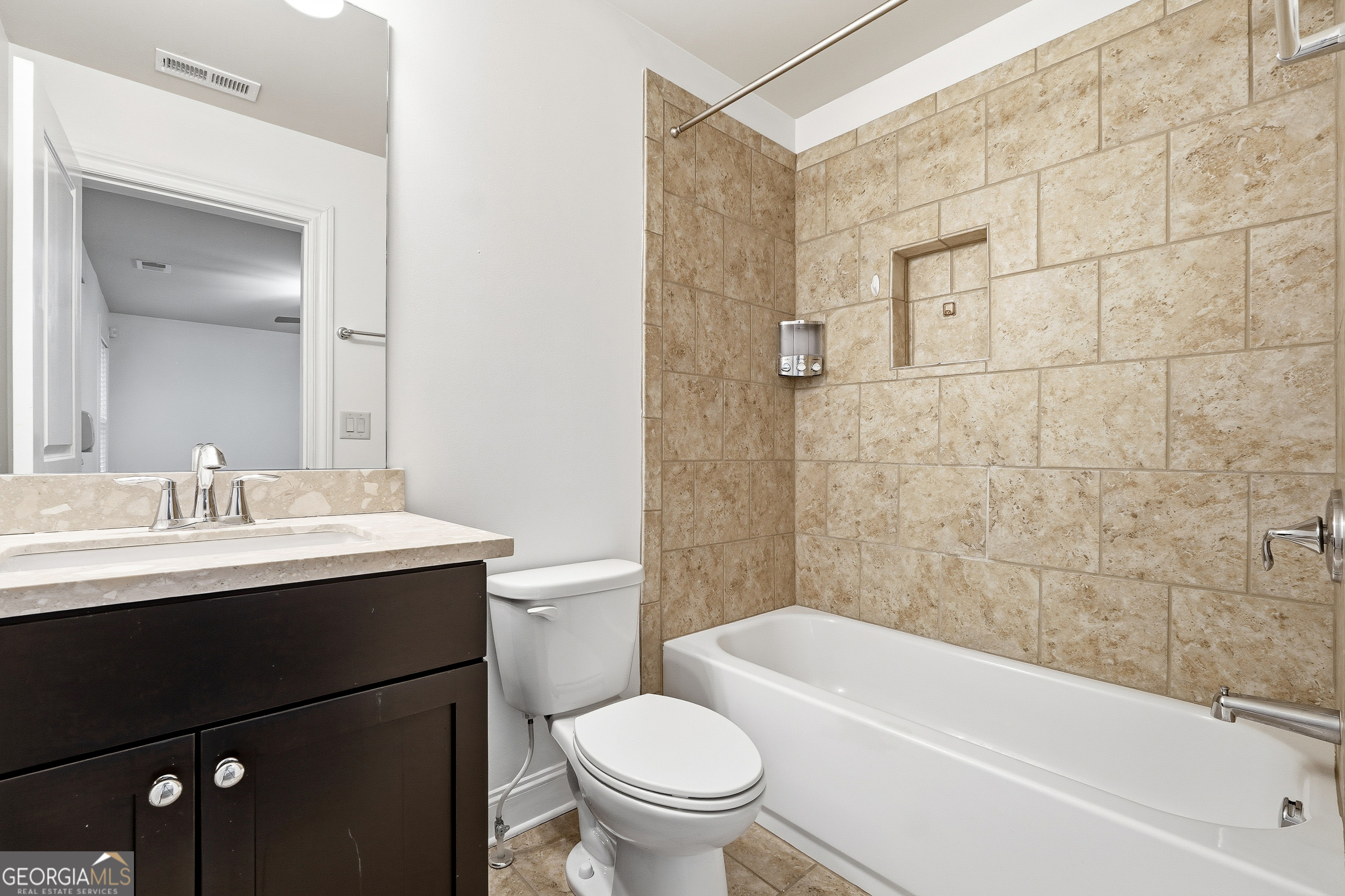 7809 Laurel Crest DR