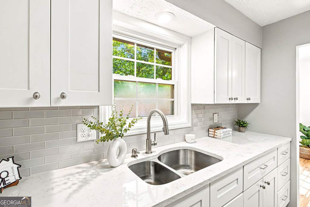 Photo of 6304 Park Avenue #D3, Sandy Springs, GA 30342 (MLS # 10834661)