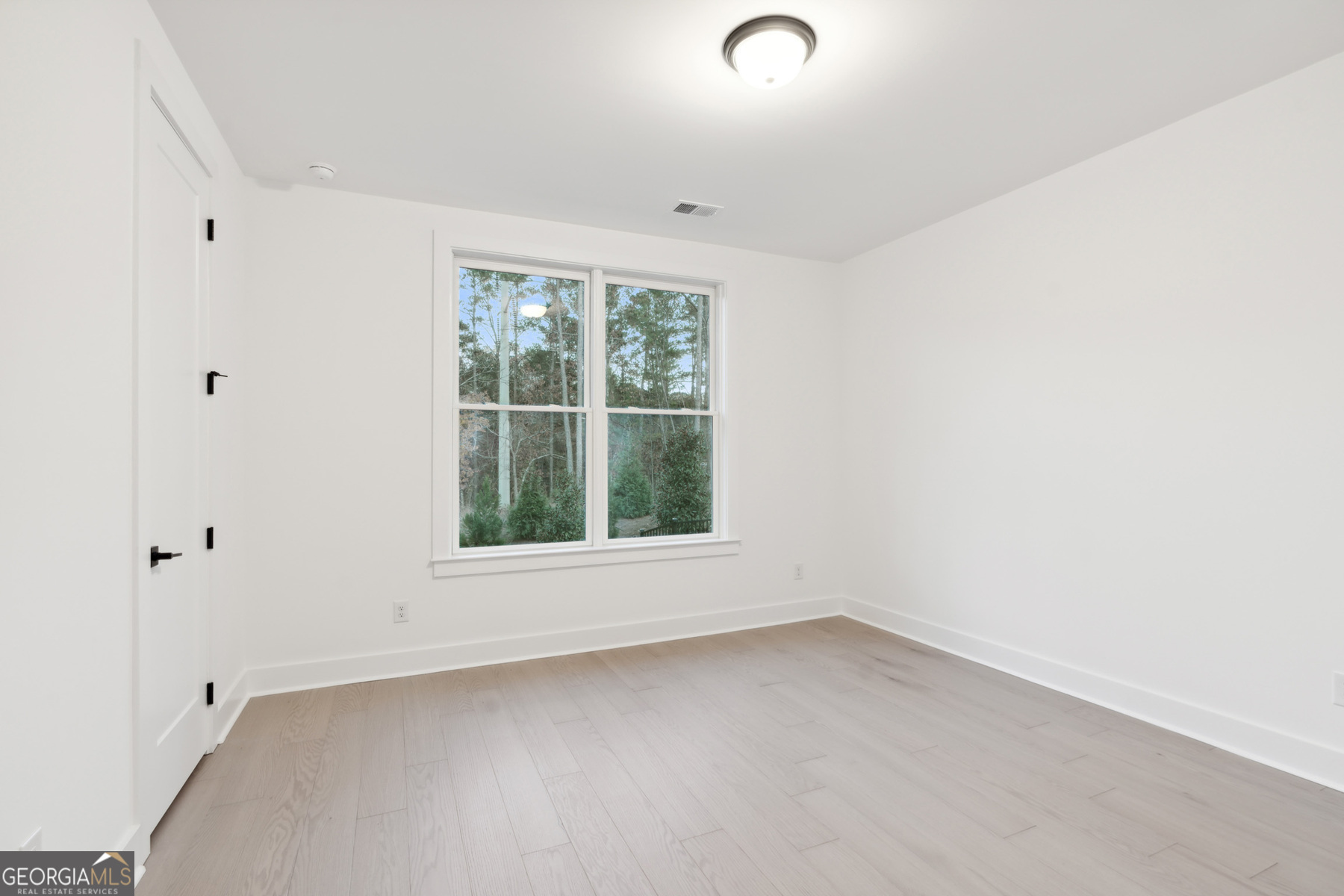 Ellis - Residential