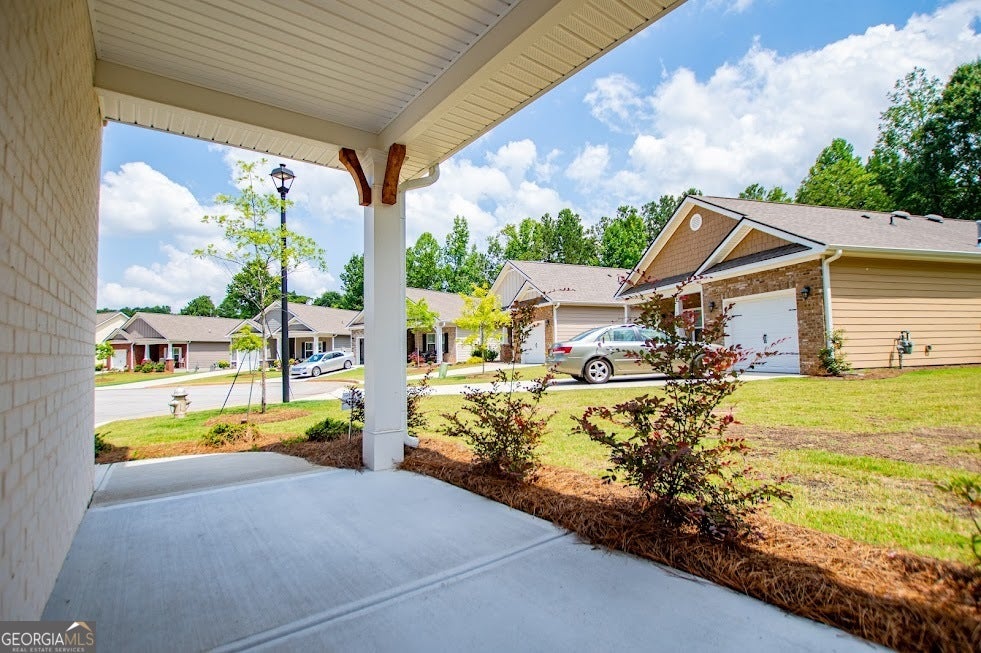 205 Vineyard WALK