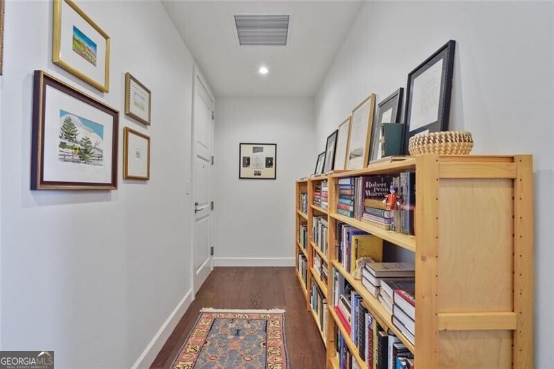 1820 Peachtree ST NW 1008