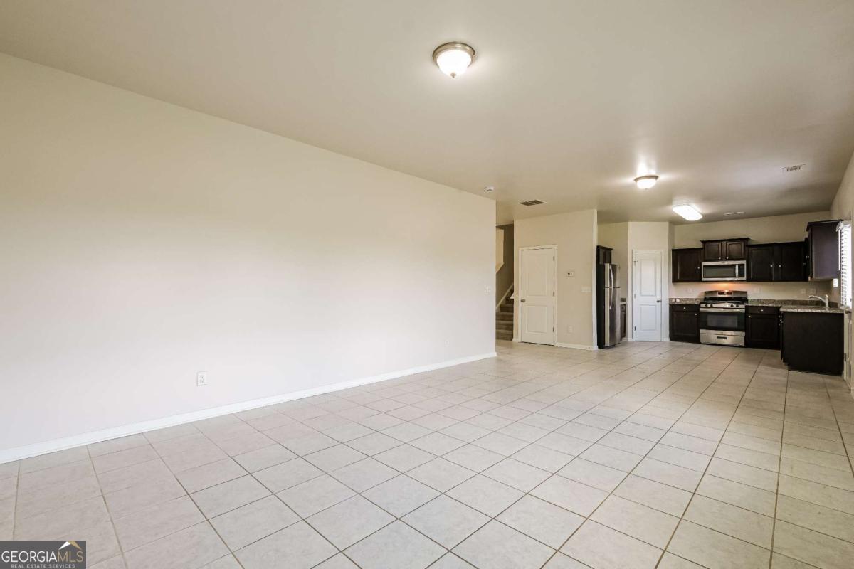 694 Independence AVE