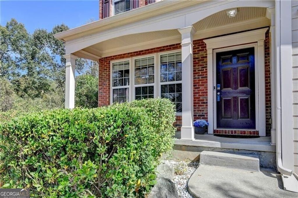 Photo of 623 Friars Head Court, Suwanee, GA 30024 (MLS # 10679948)