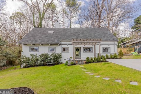 Photo of 2474 Skyland Trail NE, Atlanta, GA 30319 (MLS # 10712929)