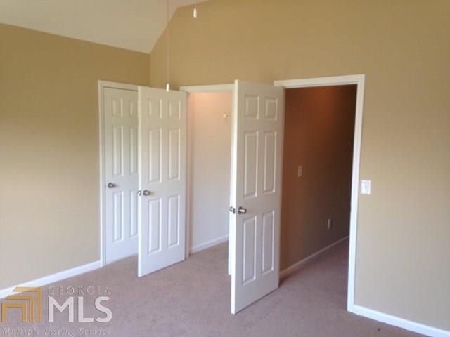 Creekside Highlands - Residential