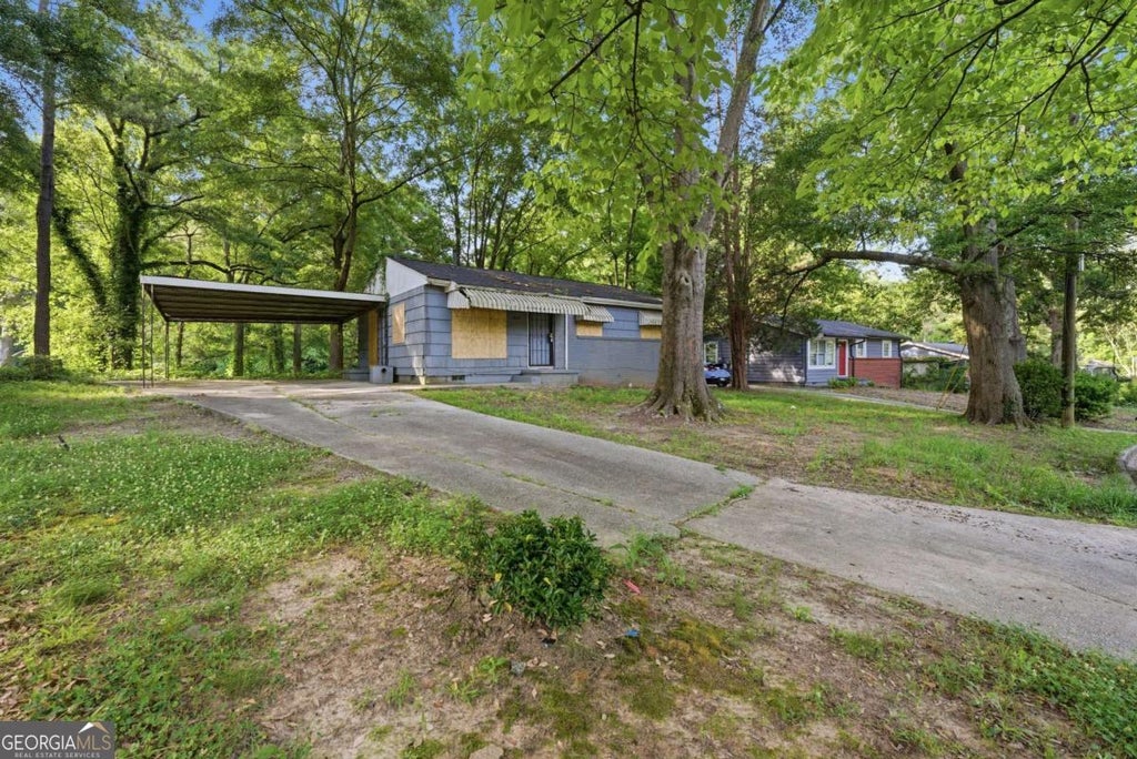 Photo of 2585 Abner Place NW, Atlanta, GA 30318 (MLS # 10781035)