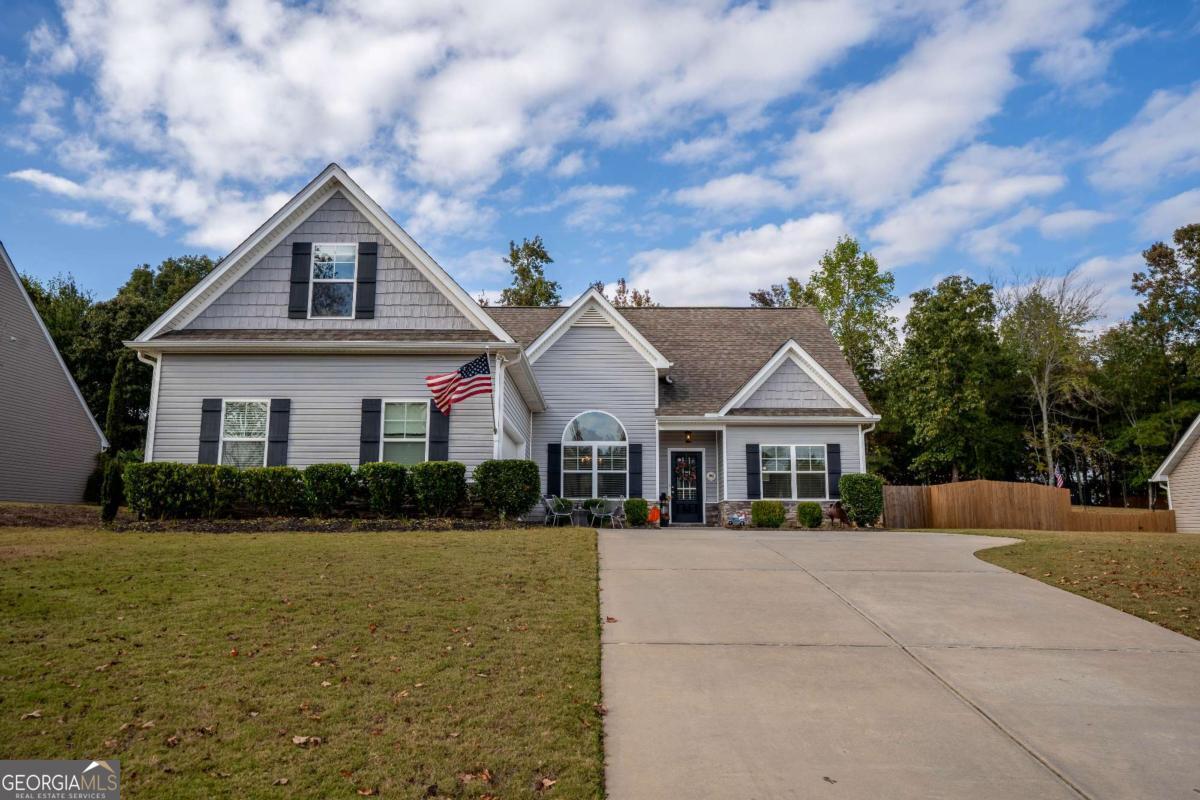 5641 Wooded Valley WAY
