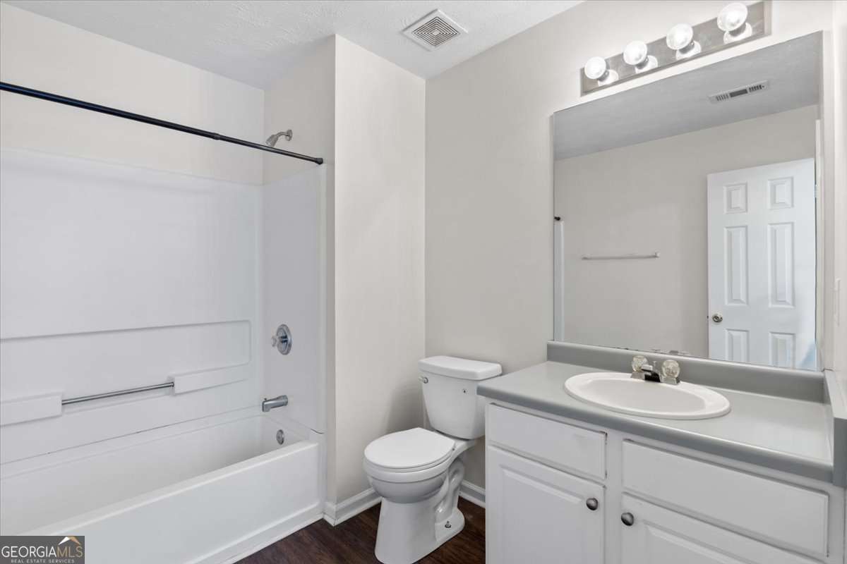 THE WAVERLY - Residential