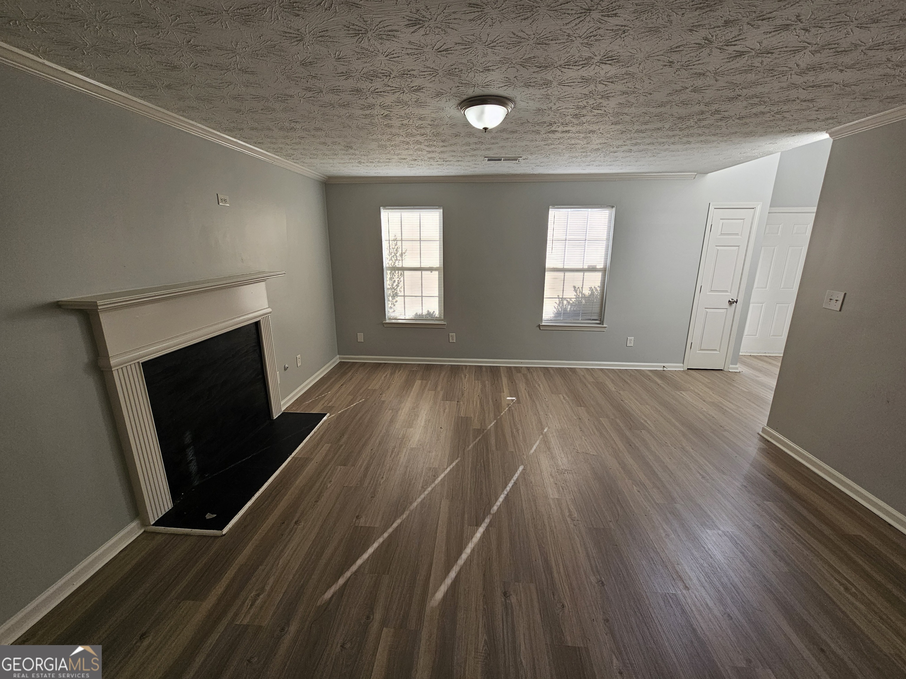 4817 Hidden Creek PL