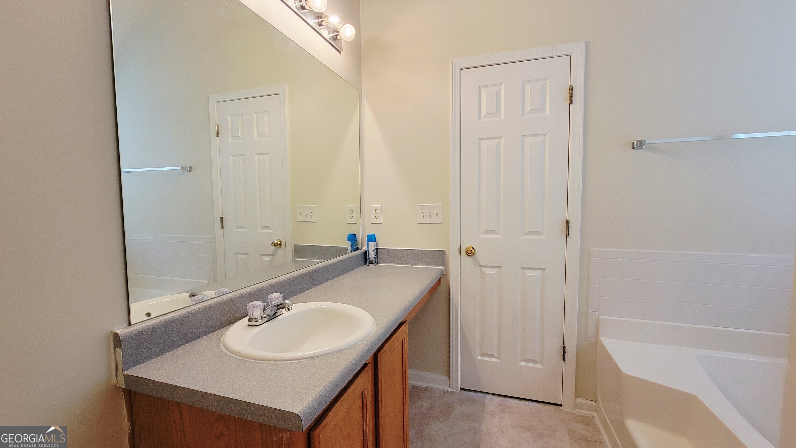 Sapphire Creek - Residential