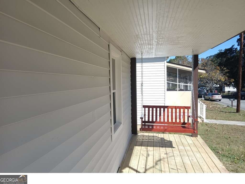 1195 Lawton DR