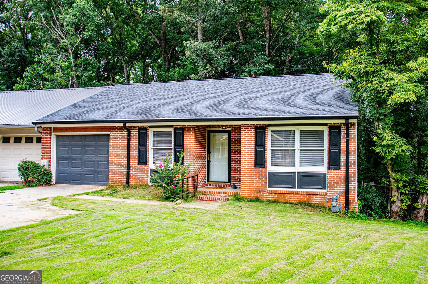 151 Wrenwood LN