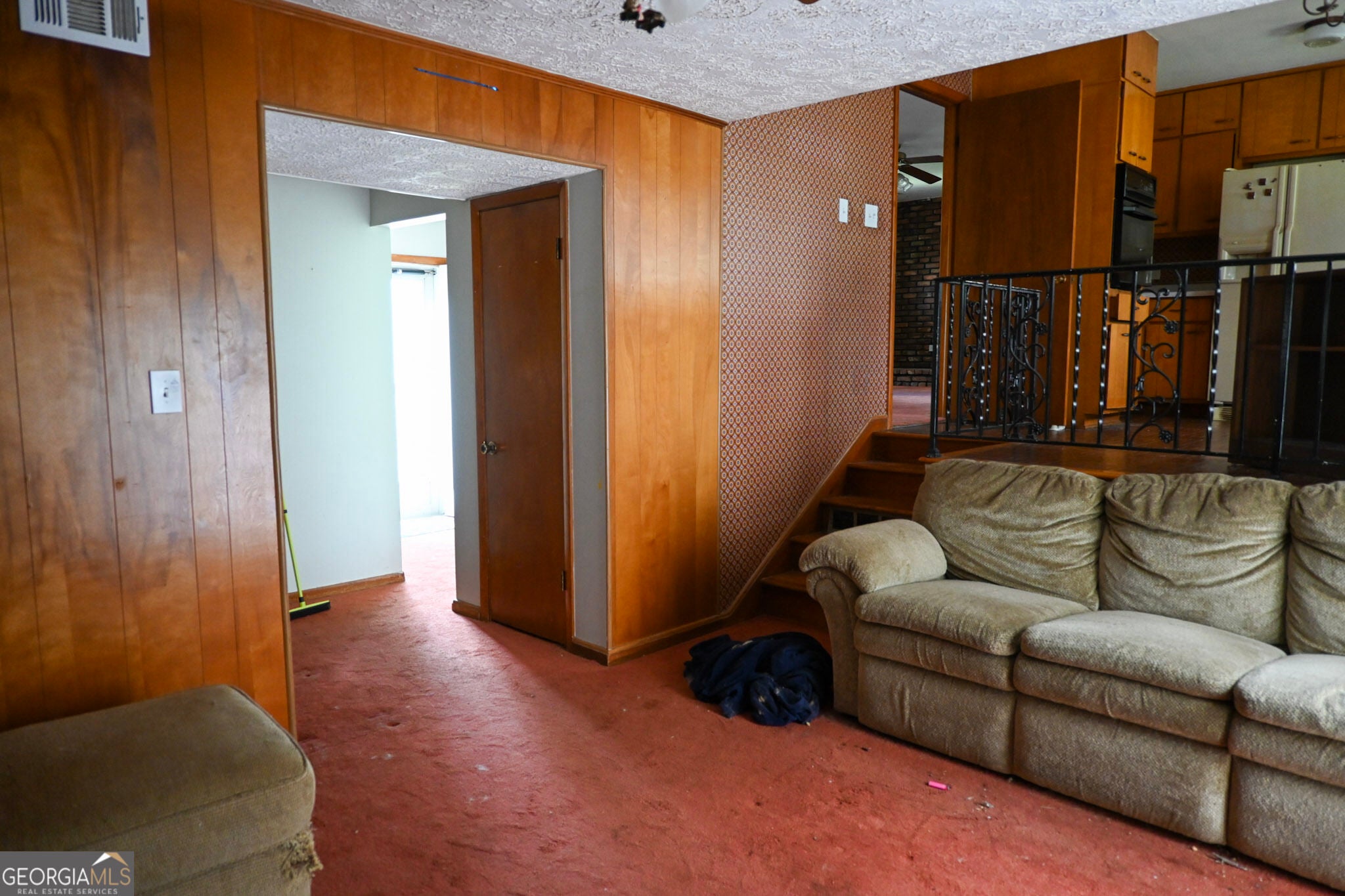 3278 Tulip DR