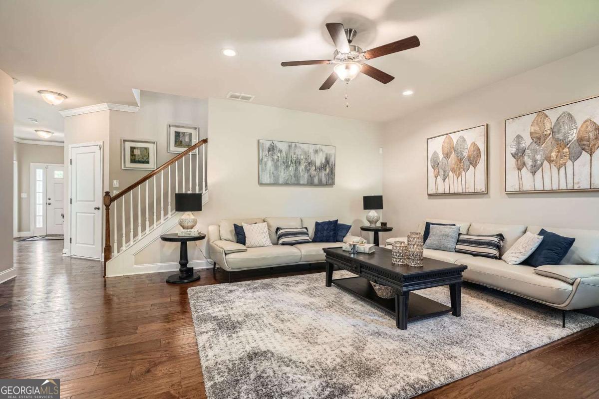 1815 Pebble Beach DR