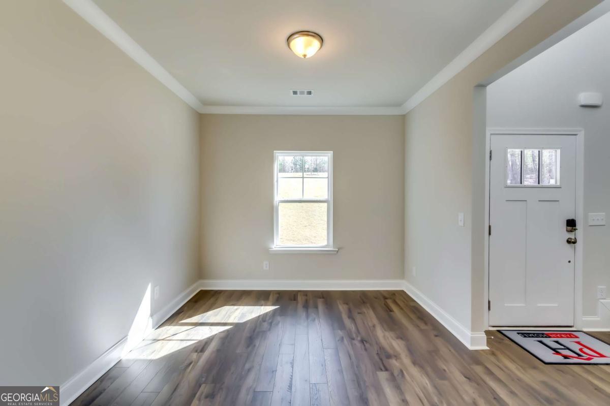 407 Shoals TRL