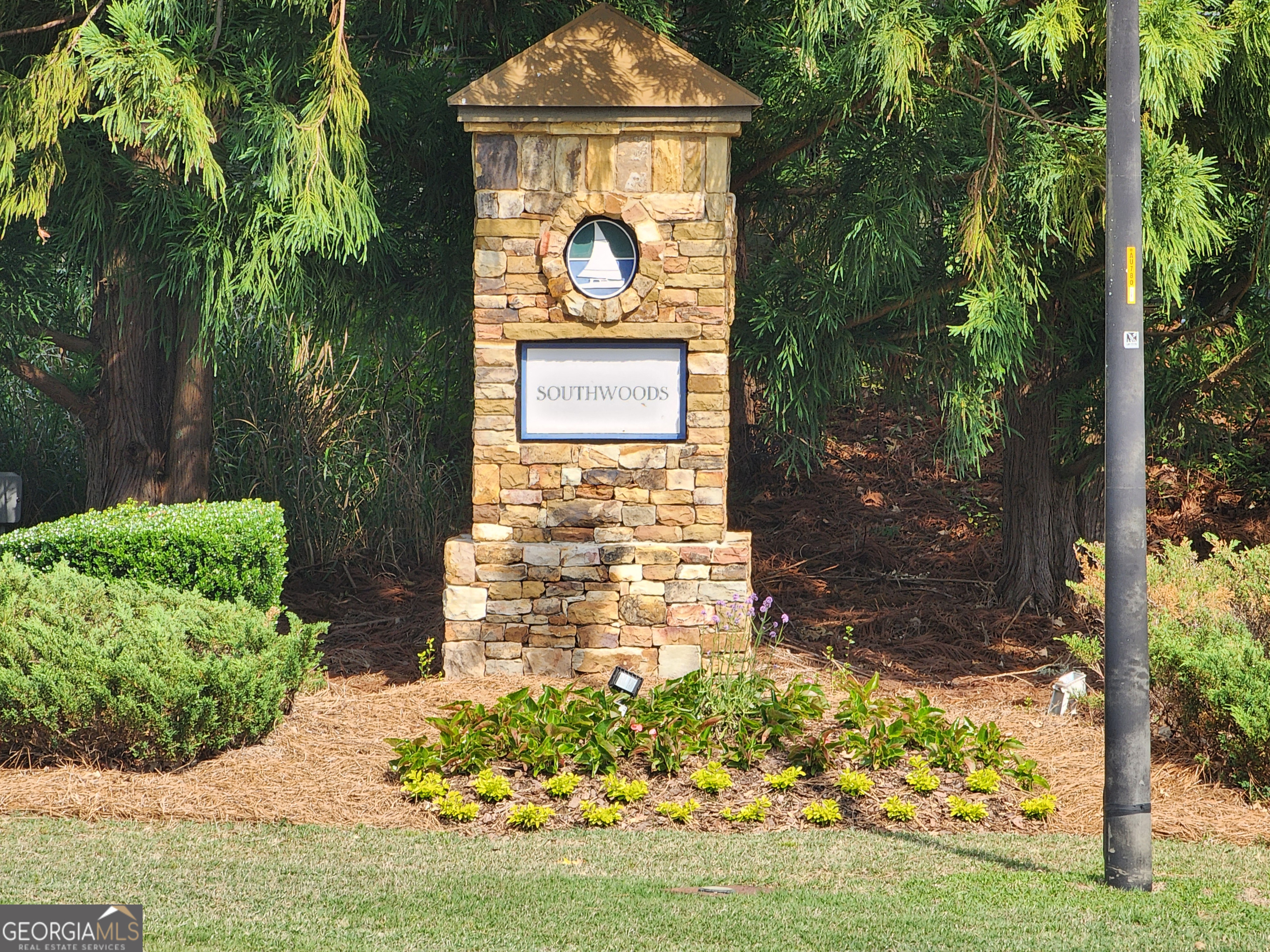 1001 Creekhead DR