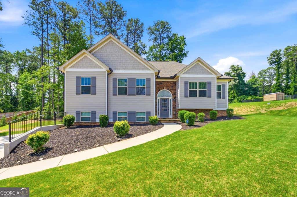 Photo of 6055 Crowley Drive, Douglasville, GA 30135 (MLS # 10808712)