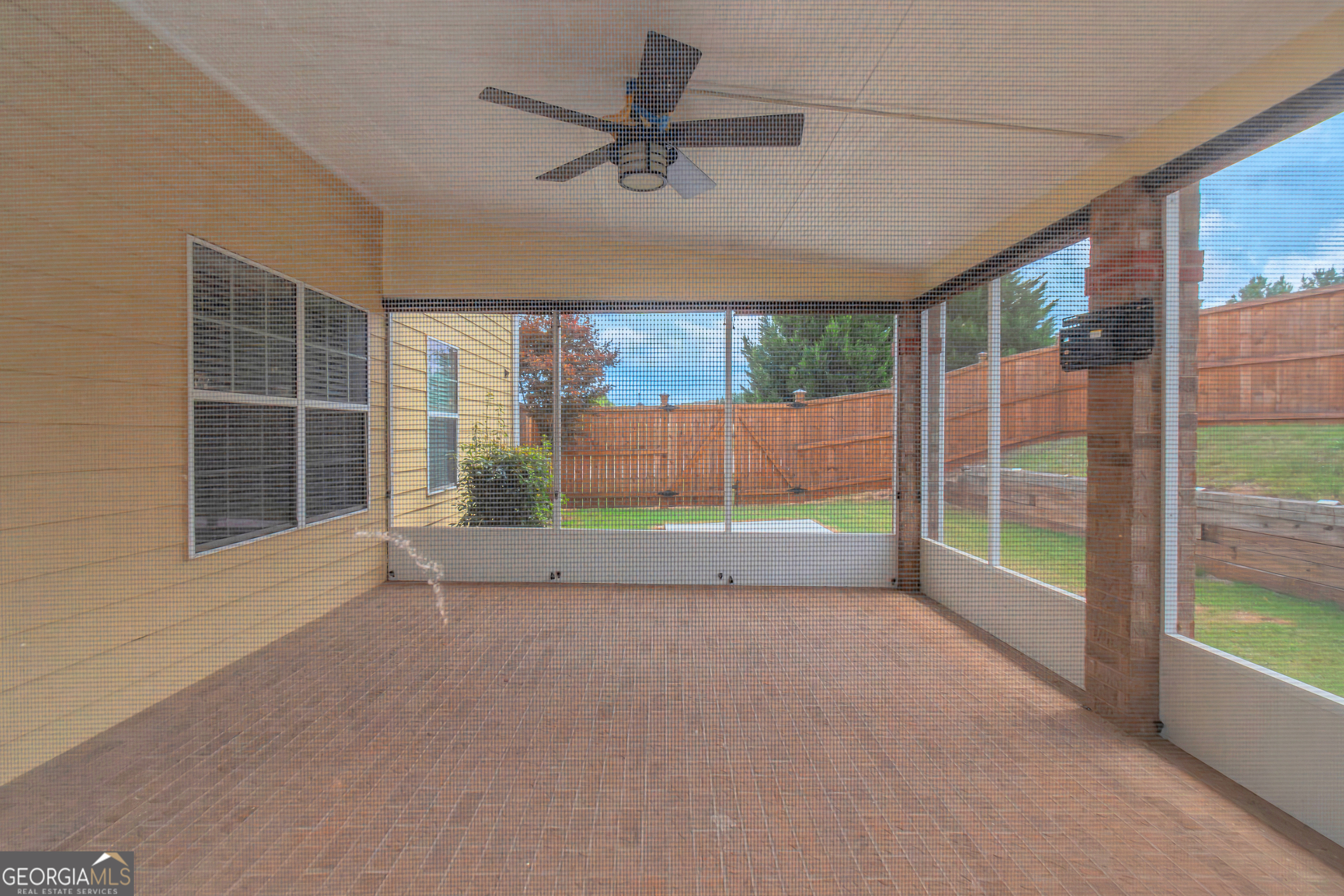 745 Emporia LOOP