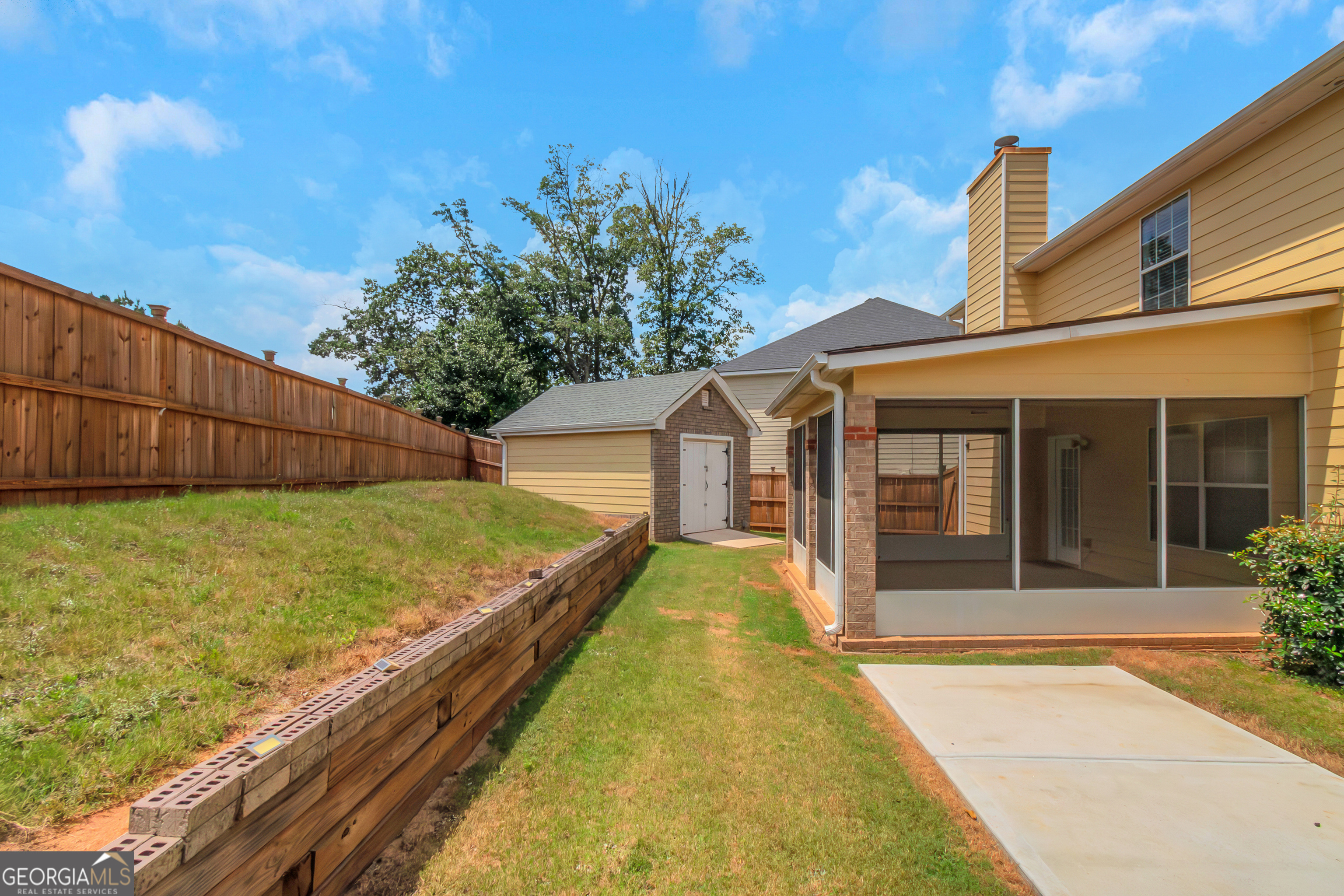 745 Emporia LOOP