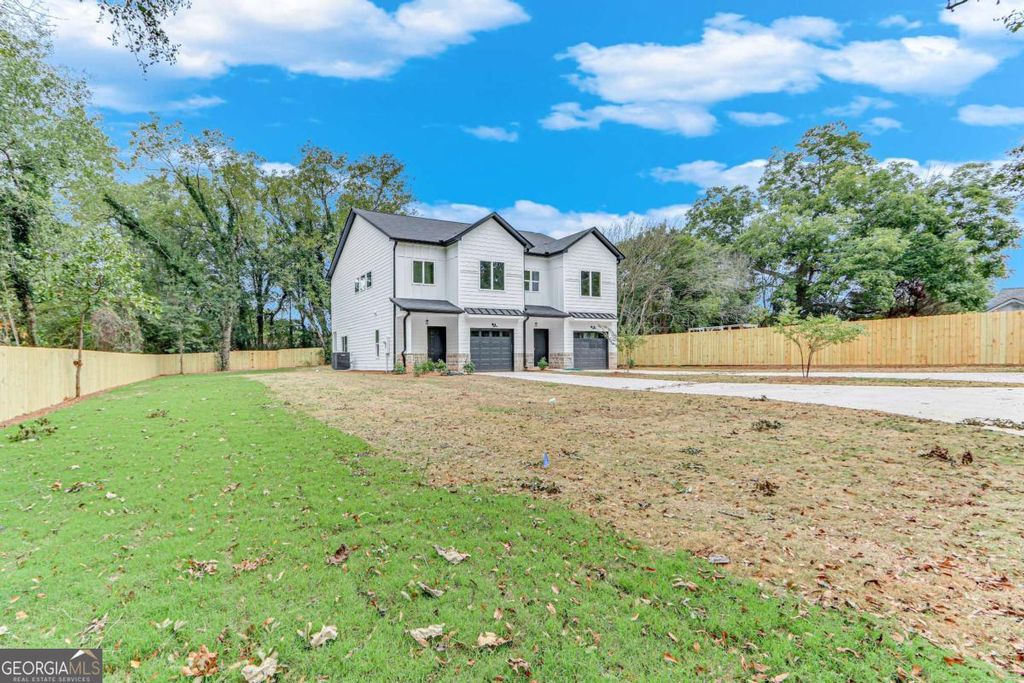 Photo of 44 Bond Street #A, Royston, GA 30662 (MLS # 10656805)