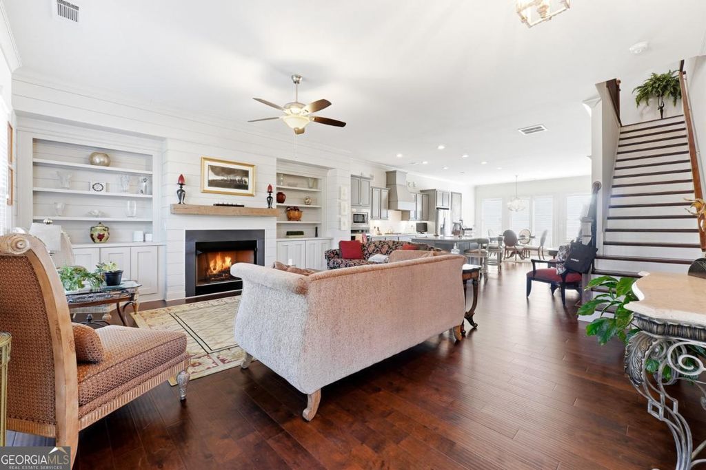 Photo of 1910 Skyfall Circle NE, Atlanta, GA 30319 (MLS # 10676358)