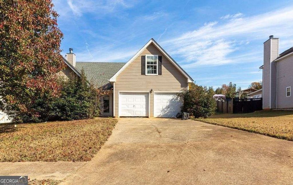 Photo of 45 Robertford Drive, Covington, GA 30016 (MLS # 10716176)