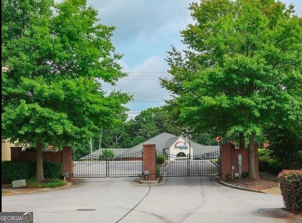 Photo of 1331 Kingston Trail, Decatur, GA 30033 (MLS # 10730361)