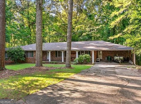 1354 Weston DR Decatur GA 30032