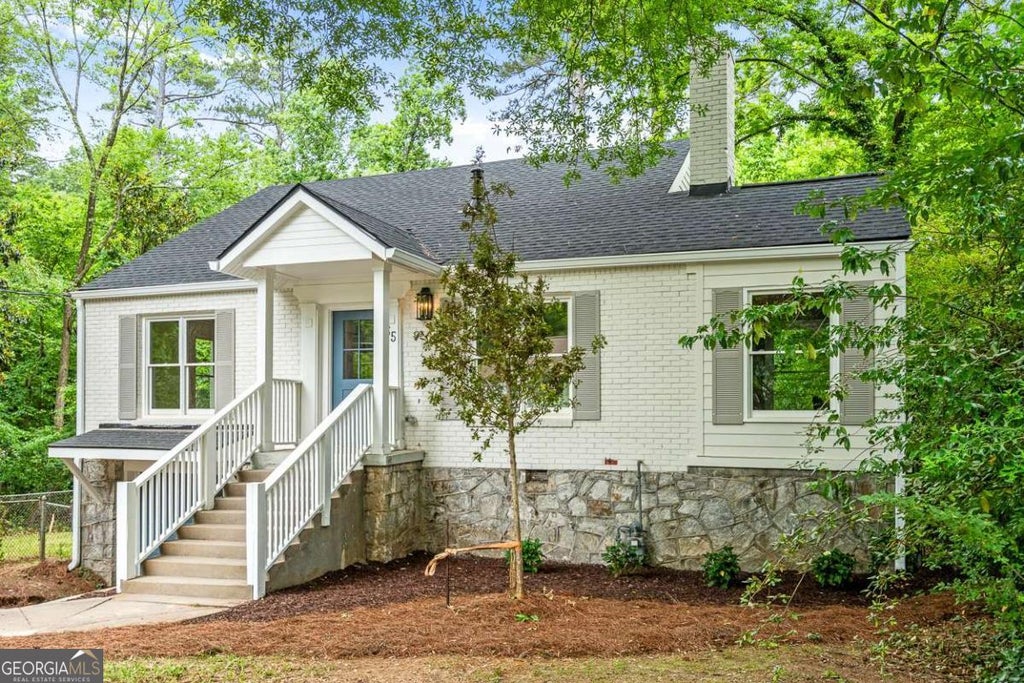 Photo of 65 Roseclair Drive SE, Atlanta, GA 30317 (MLS # 10782151)