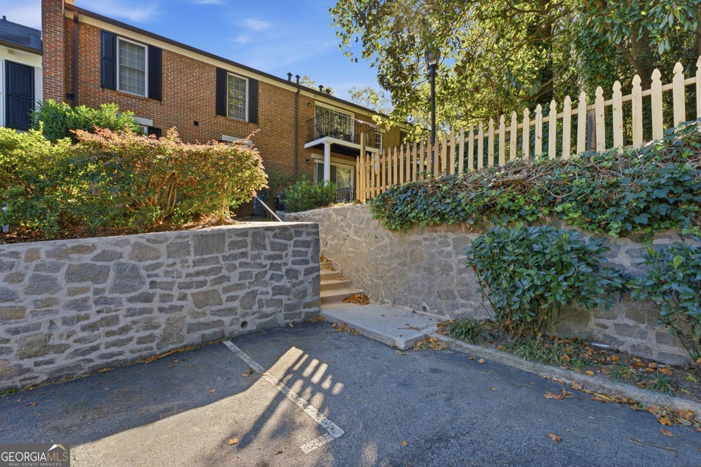 Photo of 1634 Ponce De Leon Avenue NE #314, Atlanta, GA 30307 (MLS # 10877136)