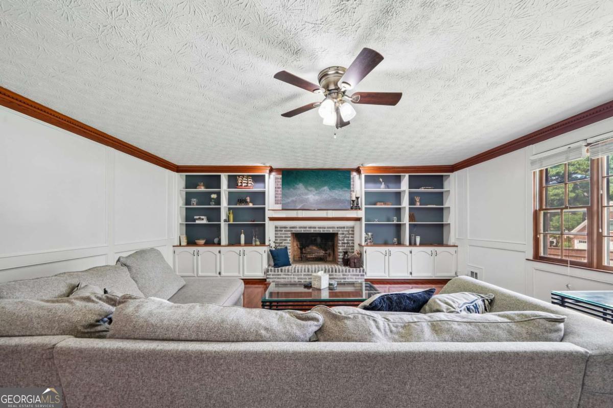2588 Hickory CV SW