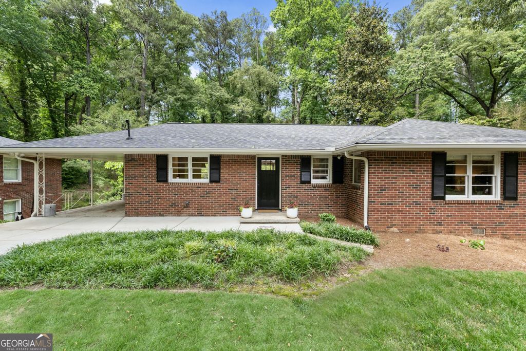 Photo of 1954 McJenkin Drive NE, Atlanta, GA 30345 (MLS # 10765881)
