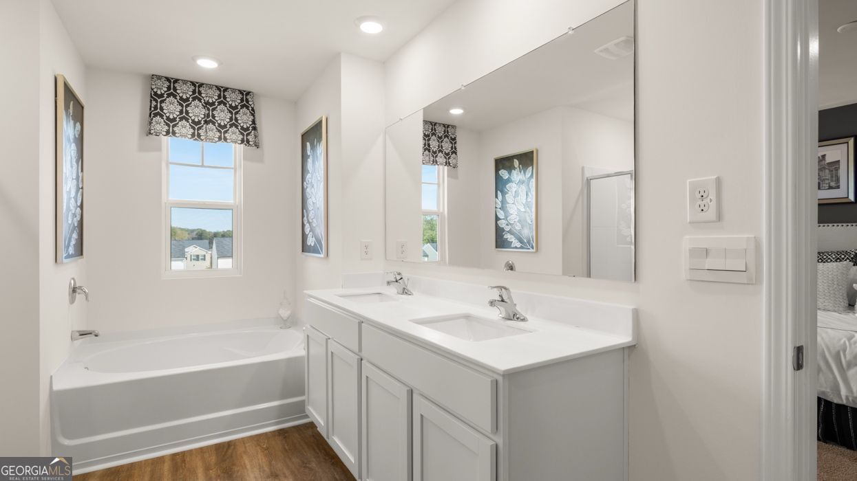 POPLAR PRESERVE - Residential