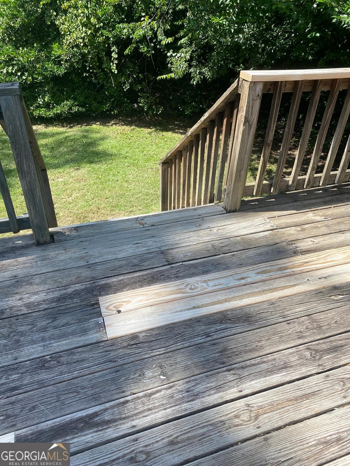 911 Ponce De Leon CIR S