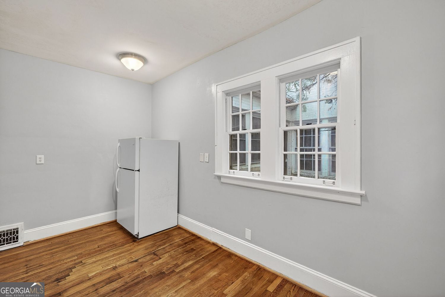 Atlanta, Georgia 30307, United States, 2 Bedrooms Bedrooms, ,1 BathroomBathrooms,Residential,Active,250108