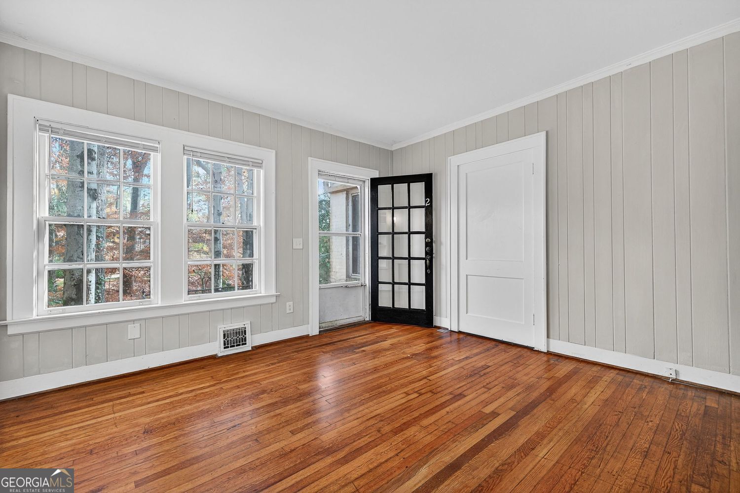 Atlanta, Georgia 30307, United States, 2 Bedrooms Bedrooms, ,1 BathroomBathrooms,Residential,Active,250108