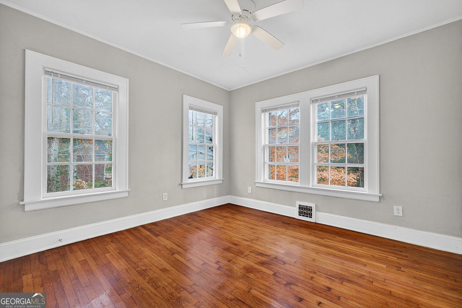 Atlanta, Georgia 30307, United States, 2 Bedrooms Bedrooms, ,1 BathroomBathrooms,Residential,Active,250108