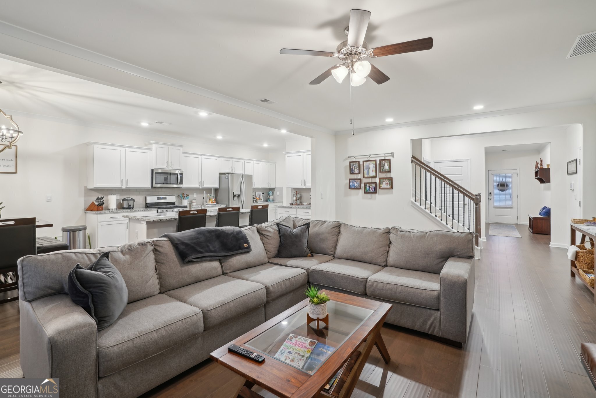 938 Blue Juniper CIR