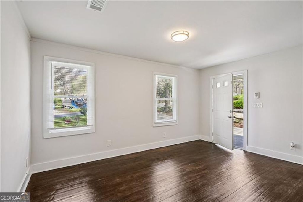 Photo of 1914 North Avenue NW, Atlanta, GA 30318 (MLS # 10719543)