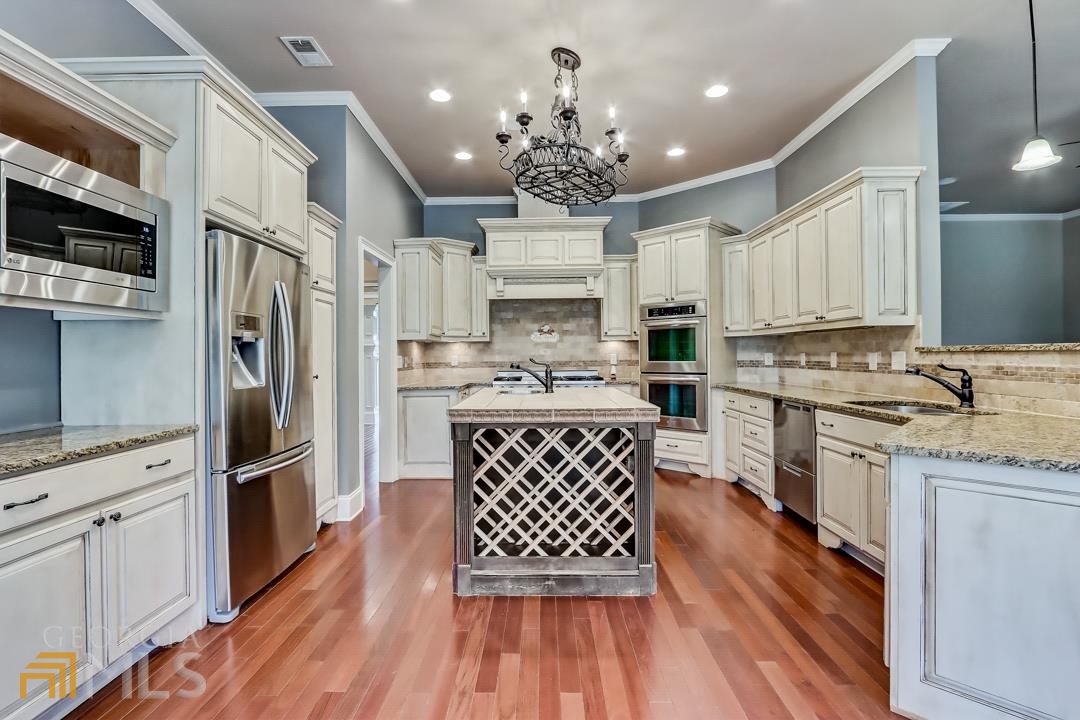 TRADITIONS OF BRASELTON - Residential