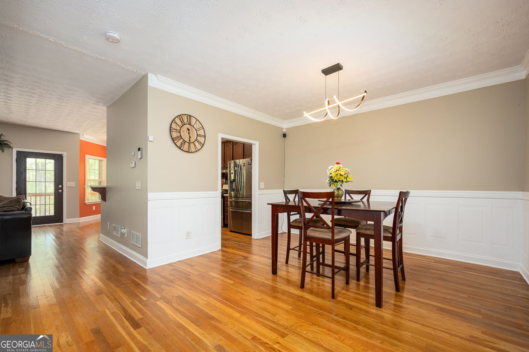 1603 Highway 16 E