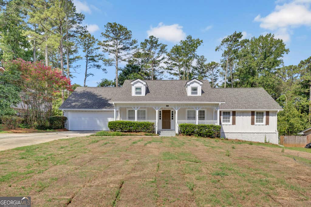 Photo of 3775 Clubhouse Lane SE, Conyers, GA 30094 (MLS # 10831478)