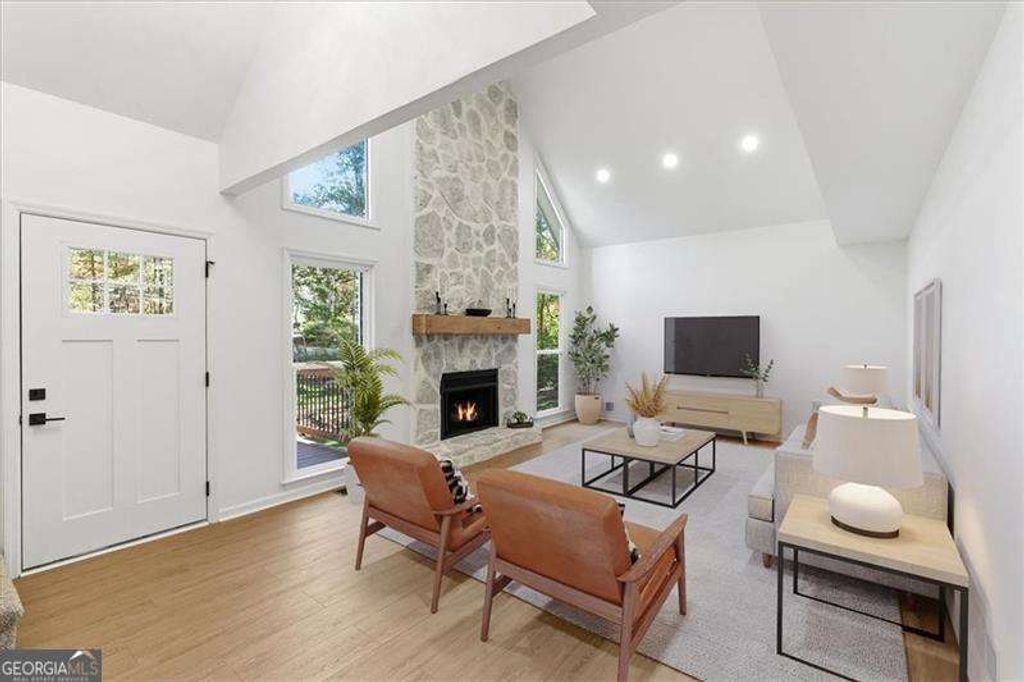 Photo of 3375 Spinnaker Way, Acworth, GA 30102 (MLS # 10708615)