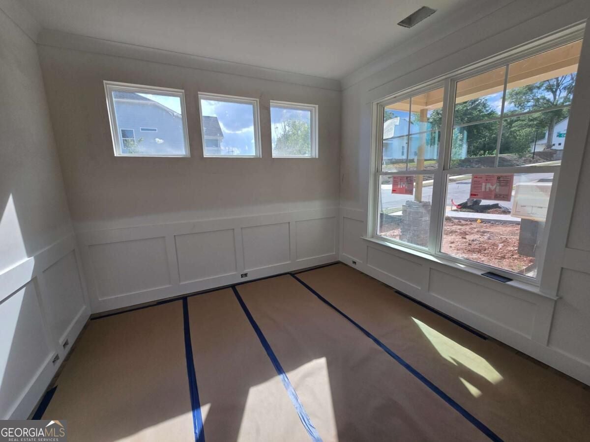 385 Conifer LN